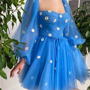 Teuta Matoshi Daisies Skies Mini Dress - Blue Floral Wedding Gown  Dress Sz 8